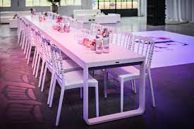 verhuur feestmateriaal