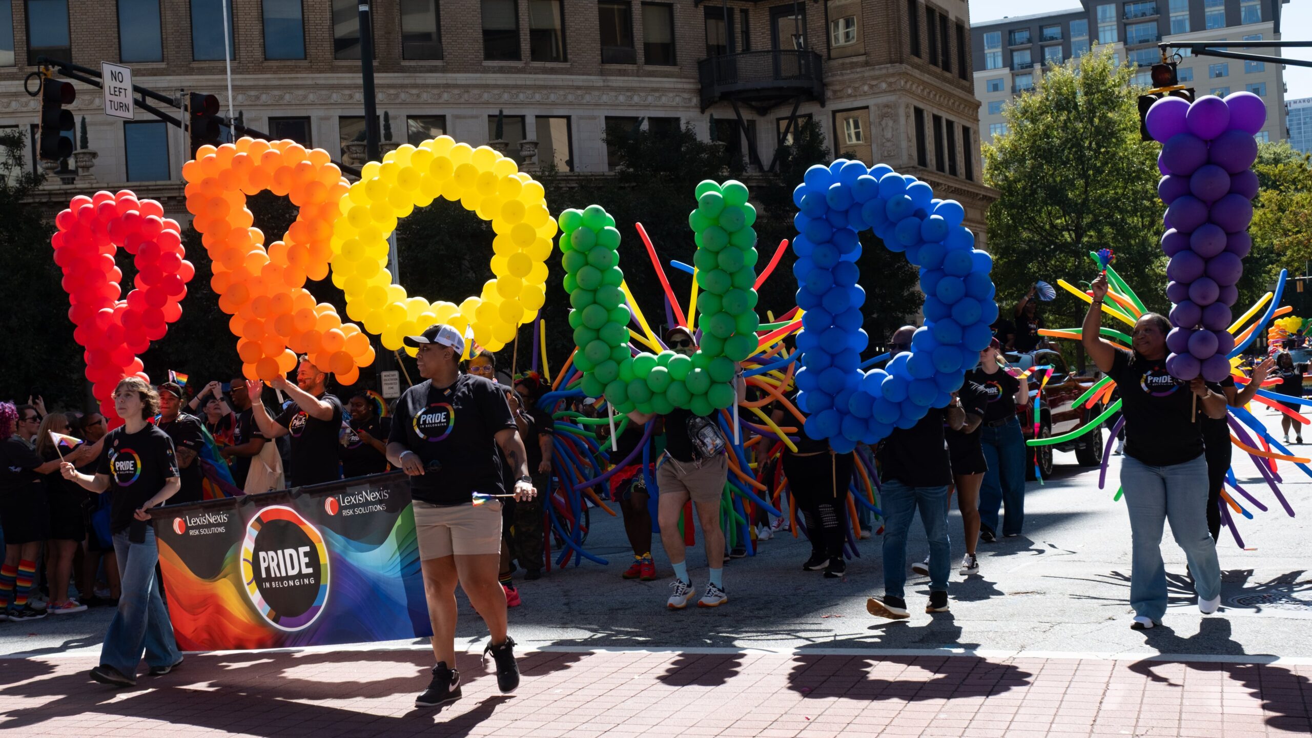 Pride Parade: samen zichtbaar voor gelijkheid en respect